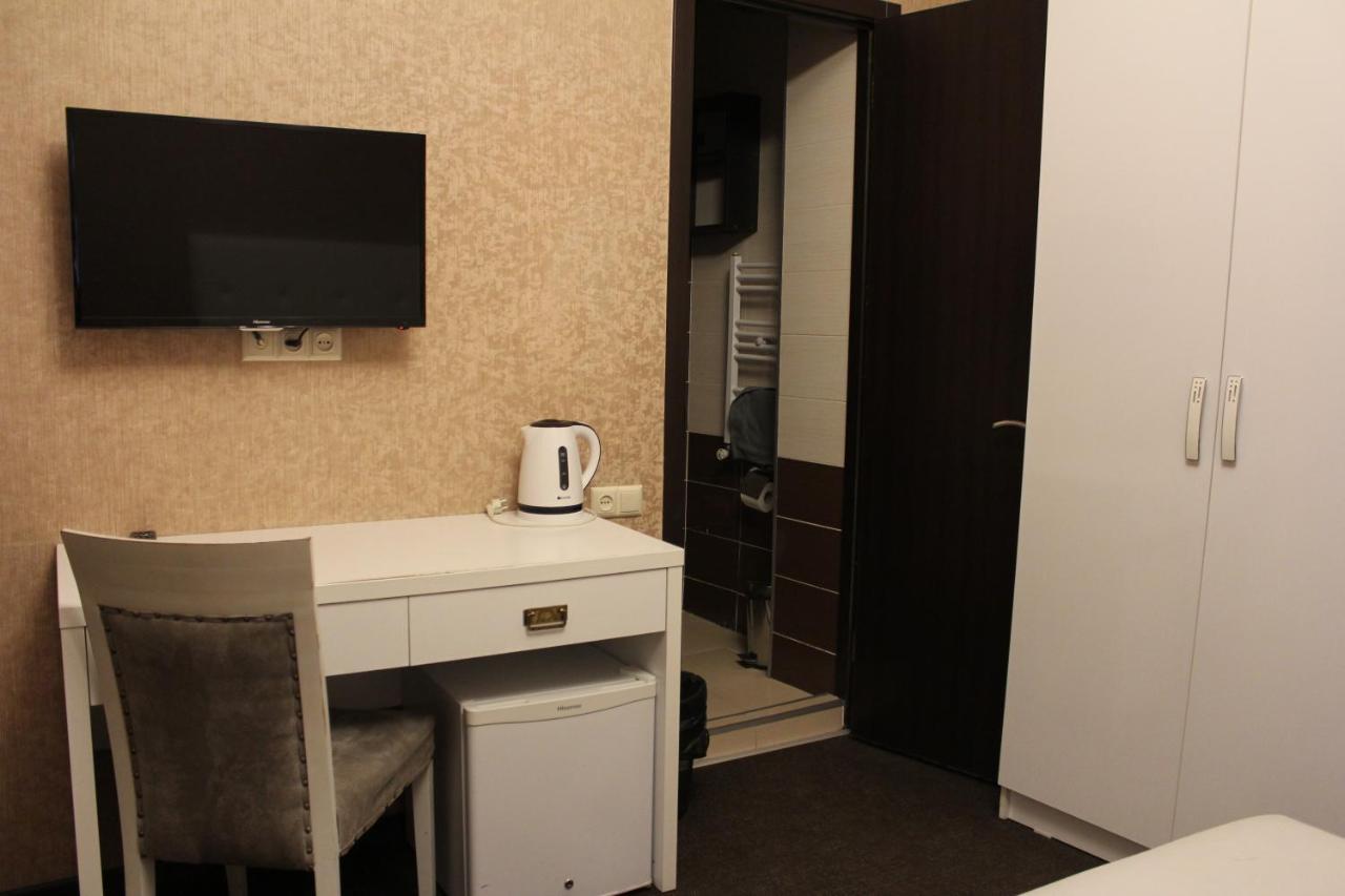 Hotel Plaza Tbilisi ภายนอก รูปภาพ