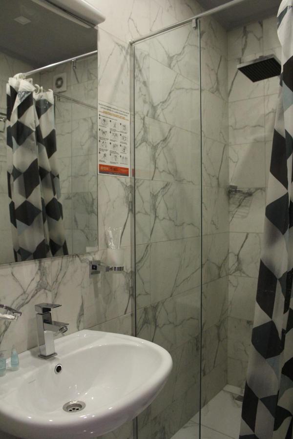 Hotel Plaza Tbilisi ภายนอก รูปภาพ
